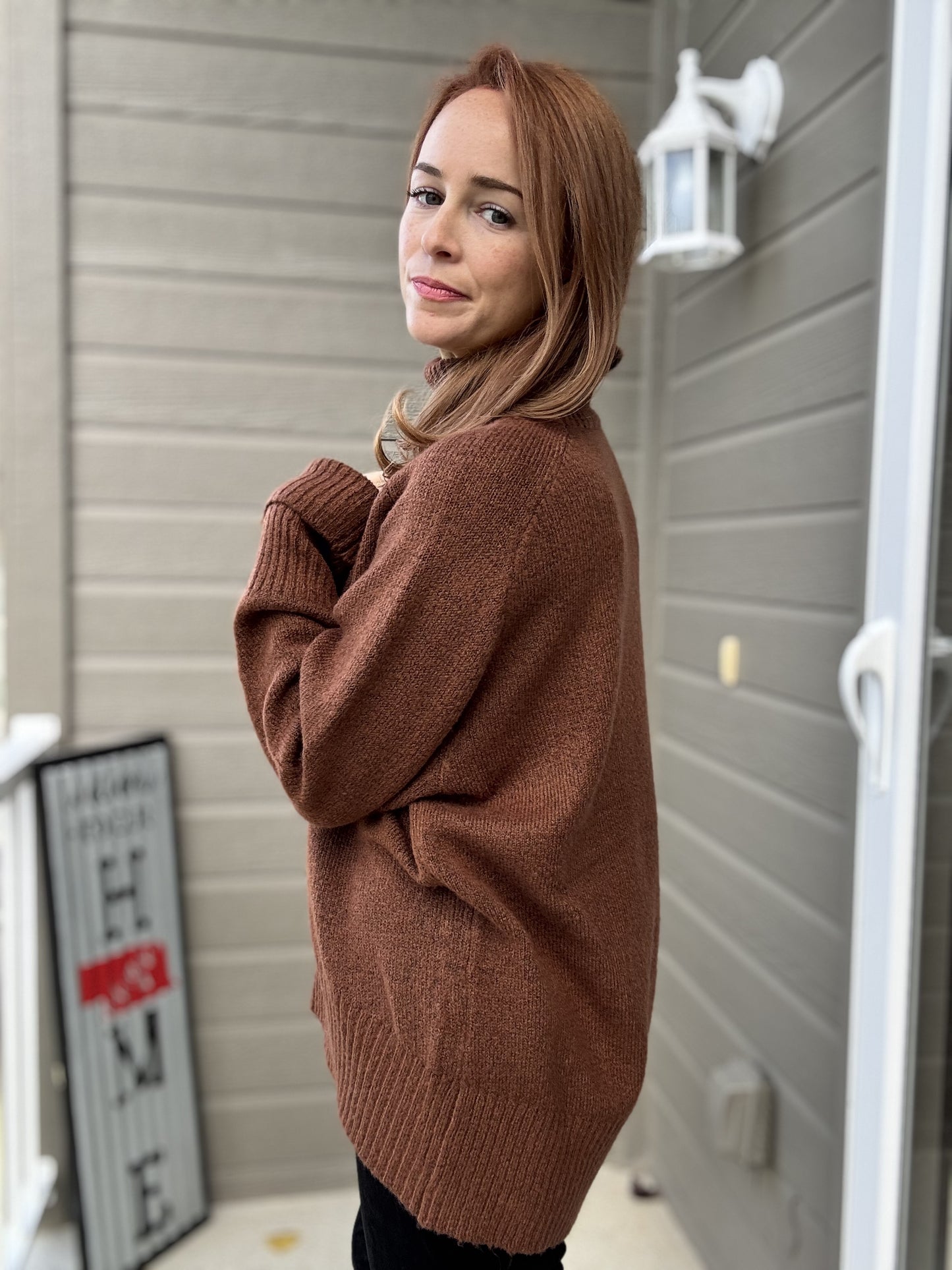 Sugar & Spice Turtleneck Sweater - CHESTNUT