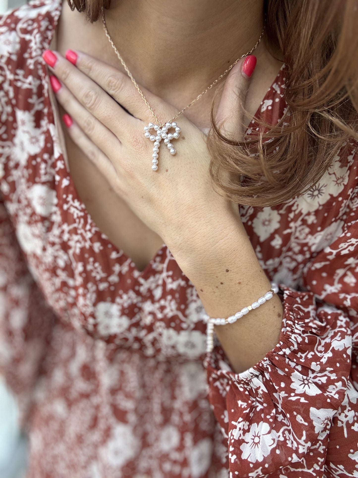 Forget Me Knot Necklace